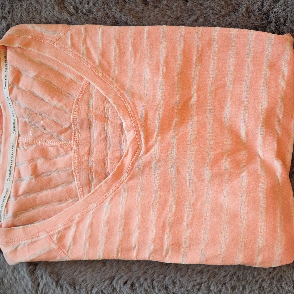 Calvin Klein Performance 3/4 Sleeve Hi-Low Hem Loose Fit Size Small